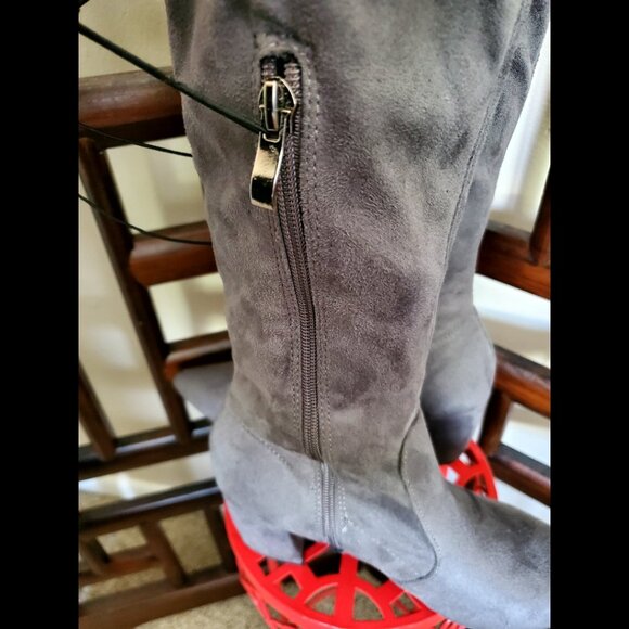 NWT Women's Tie Back Boots - Picture 5 of 10